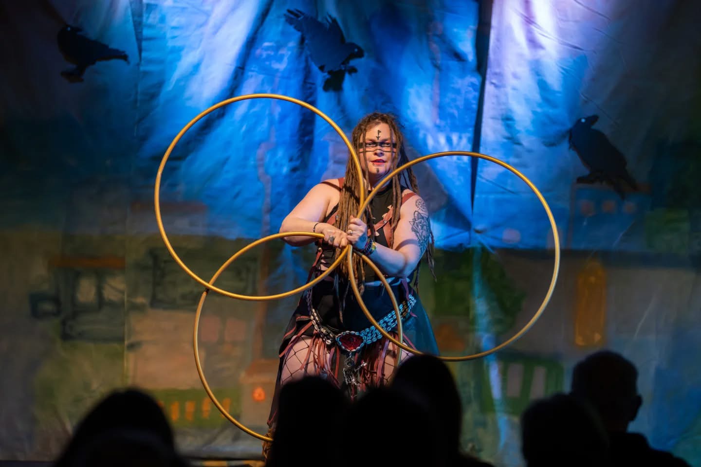 Inas Circles of Mystery